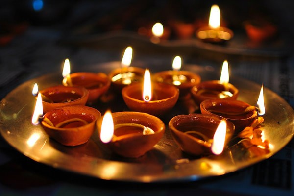 Diwali Myths : Ramayana, Mahabharta to Jain and Sikh Religion Religion ...